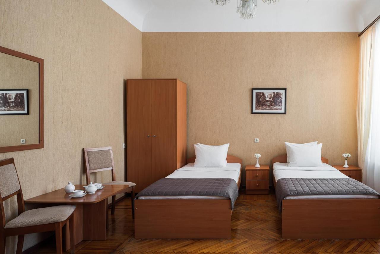 Tsentralnaya Hotel Odessa Exteriör bild