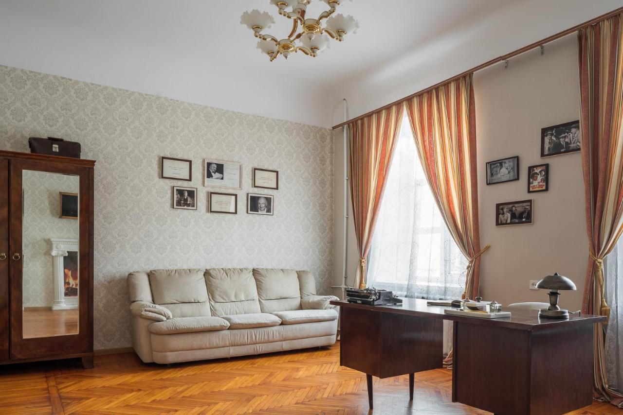 Tsentralnaya Hotel Odessa Exteriör bild